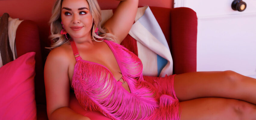 Little Pink Dress – 8:55 Mins HD Video